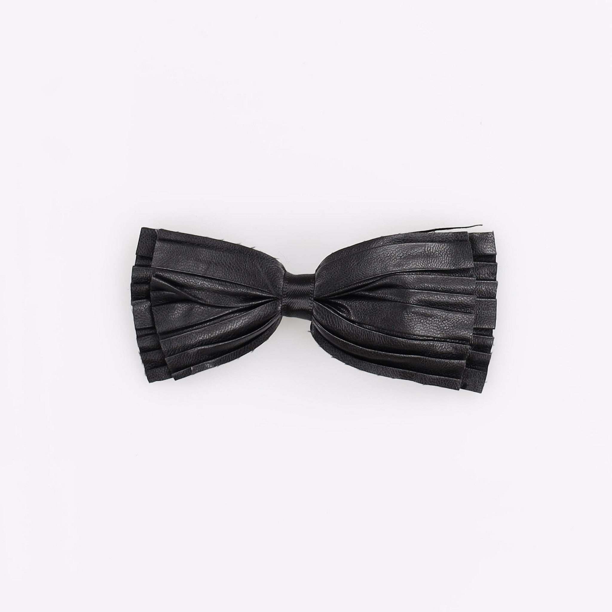 Pleated PU Bow Clip - Image 3